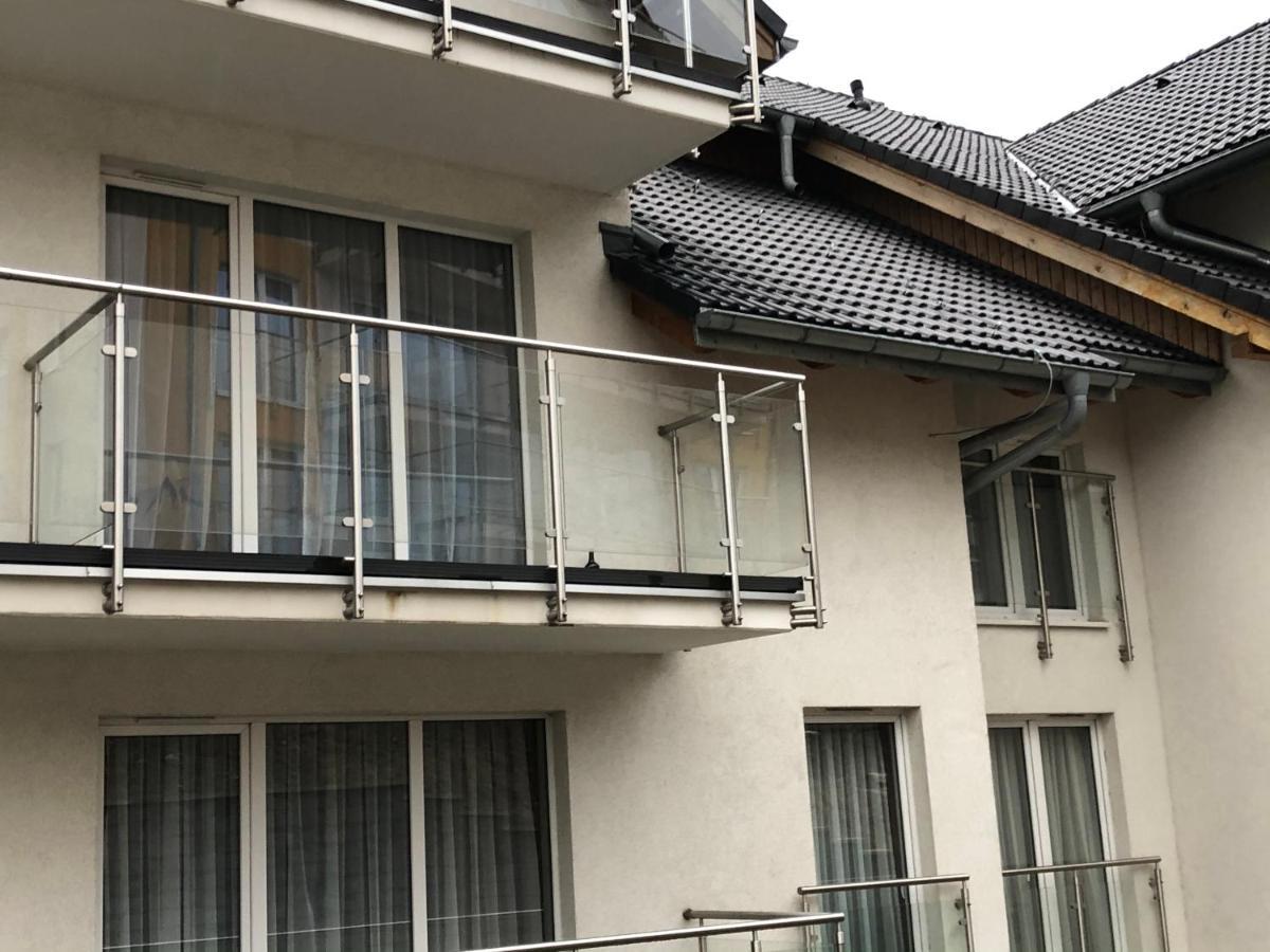 Atrakcyjny Apartament Czarna Gora Stronie Slaskie Exterior photo