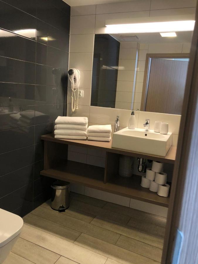 Atrakcyjny Apartament Czarna Gora Stronie Slaskie Exterior photo